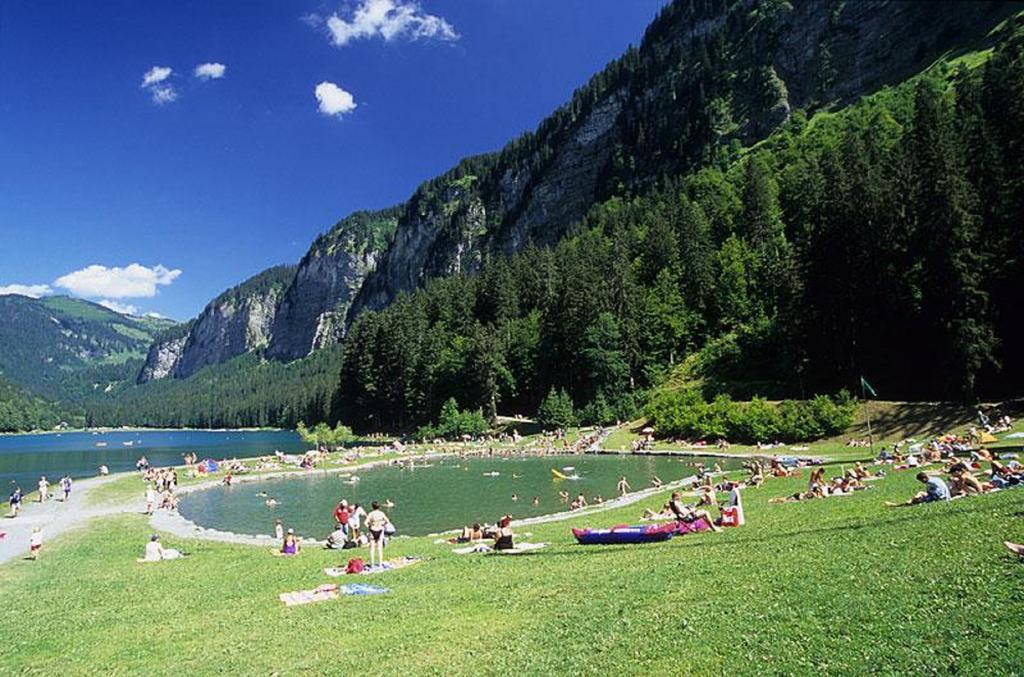 Auberge Du Mont Rond Montriond Kültér fotó